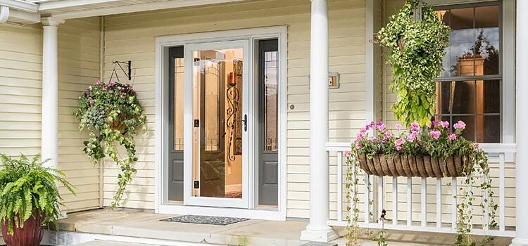 screen door installation in Calabasas